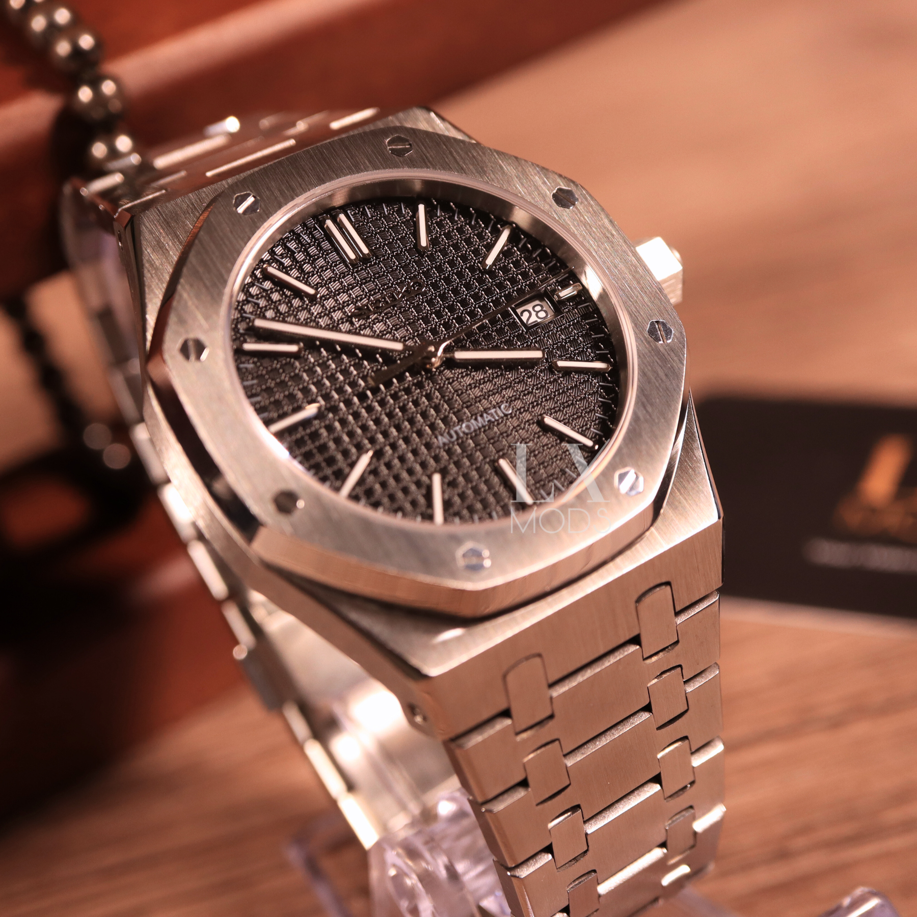 ROYAL SEIKOAK | BLACK