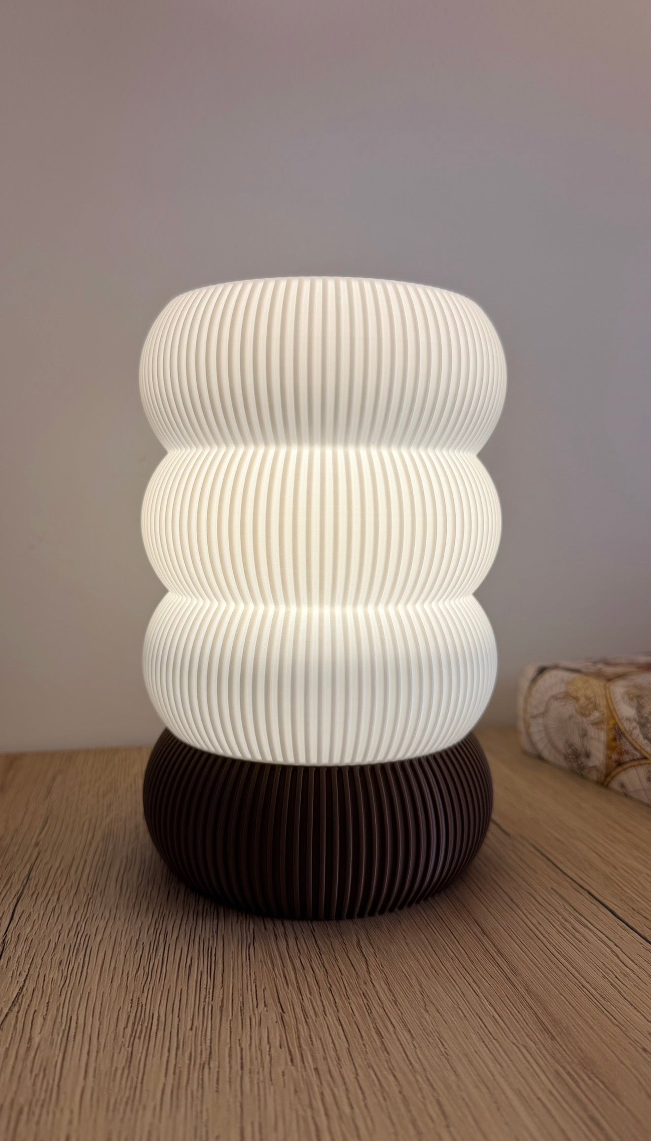 Kumo Lamp Totem Candeeiro de Mesa