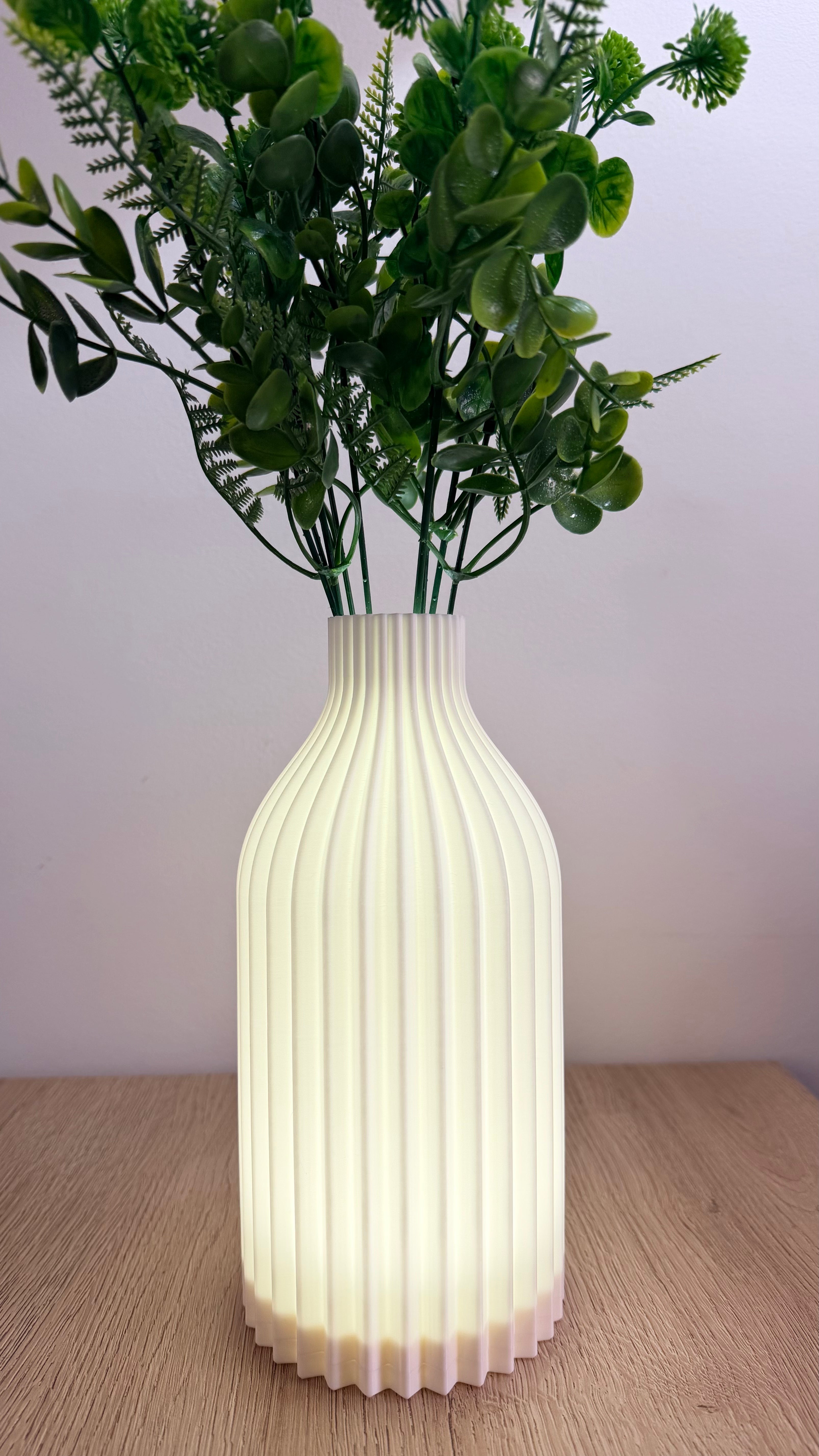 Esten Lumina