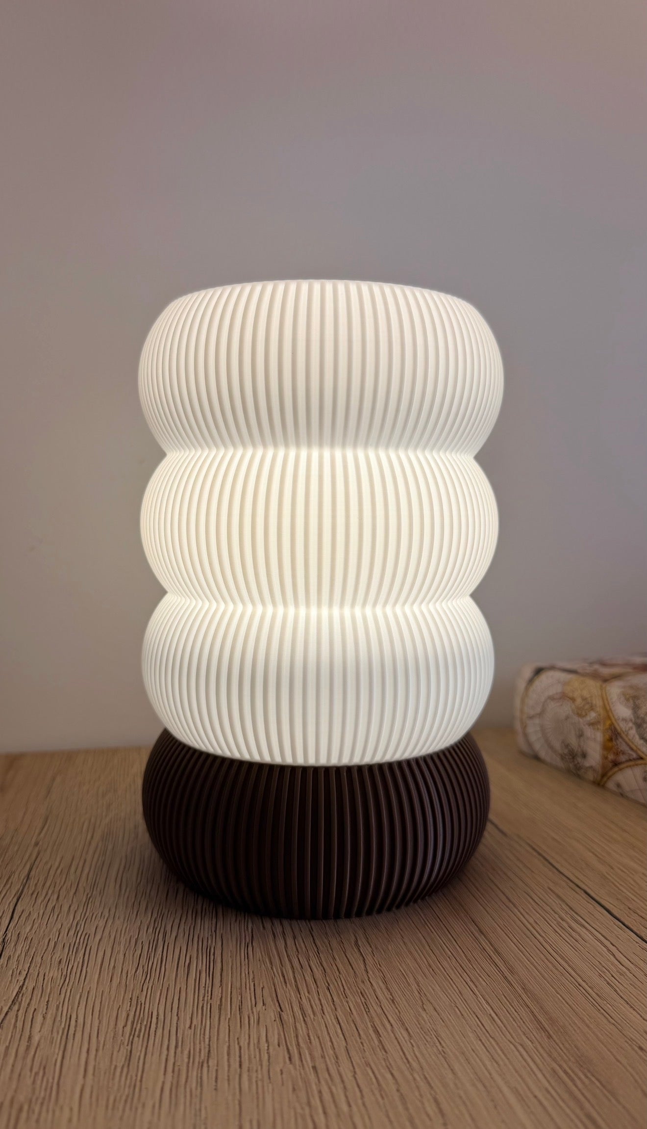 Kumo Lamp Totem Candeeiro de Mesa