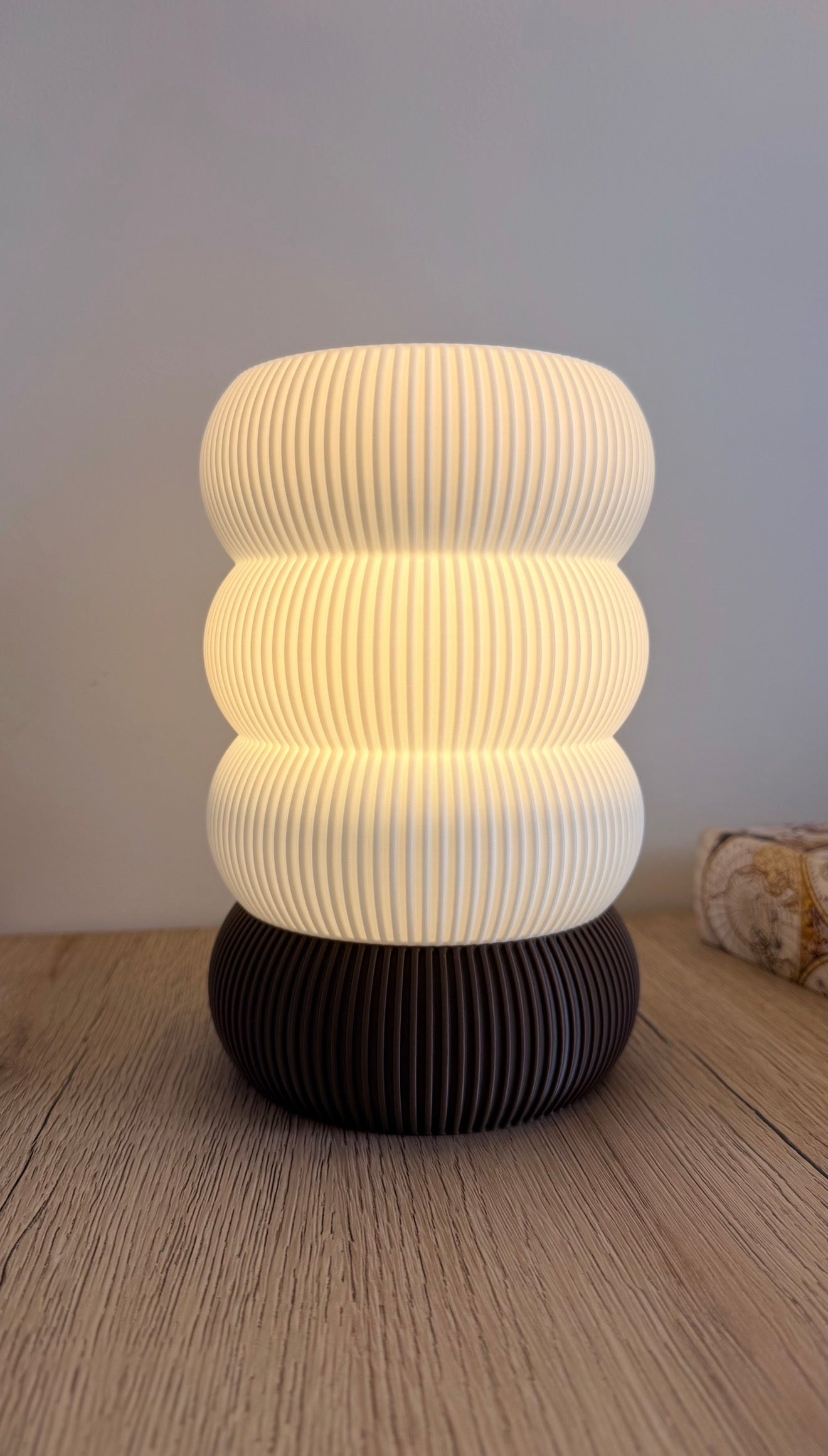 Kumo Lamp Totem Candeeiro de Mesa