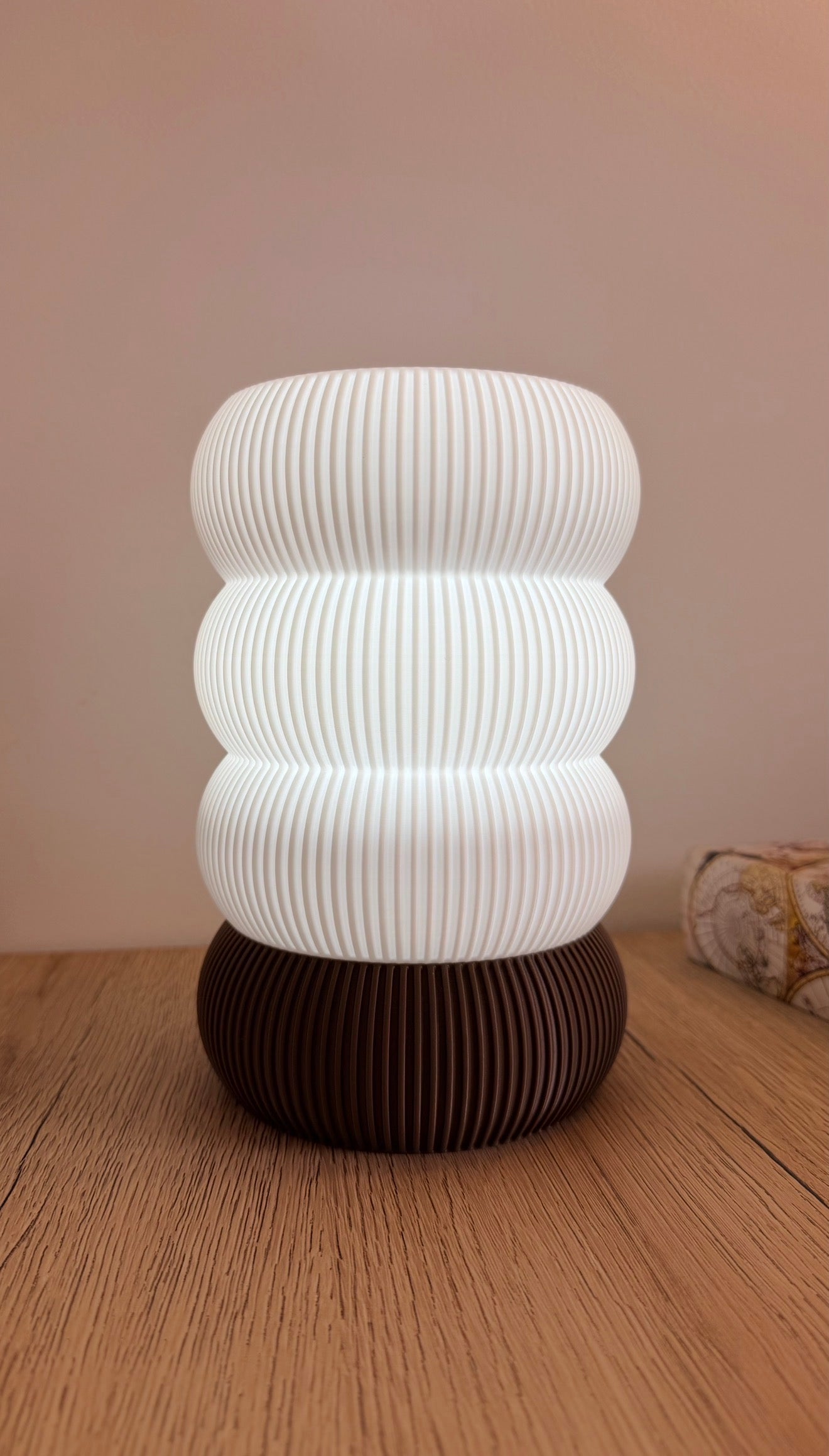 Kumo Lamp Totem Candeeiro de Mesa