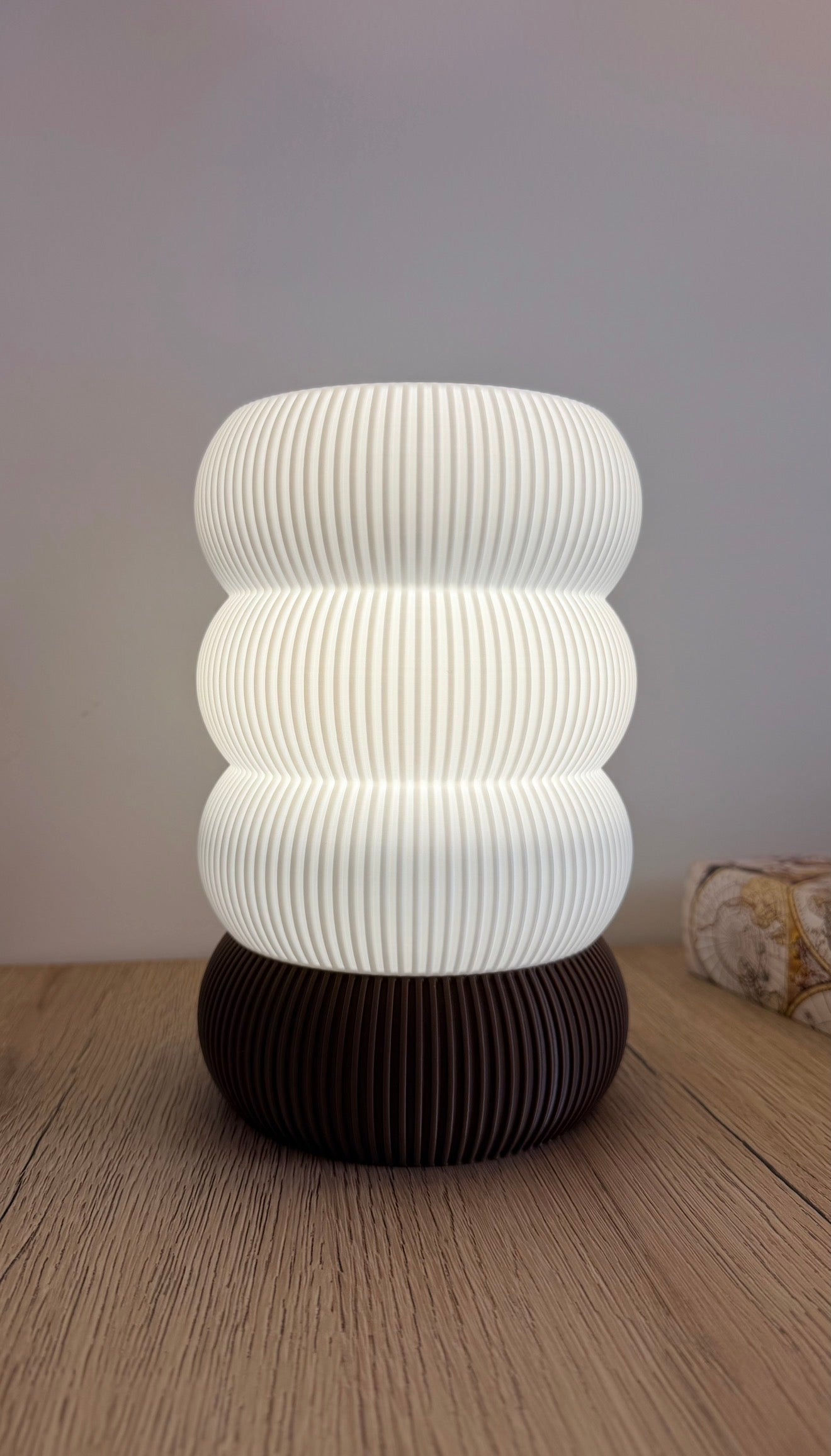 Kumo Lamp Totem Candeeiro de Mesa